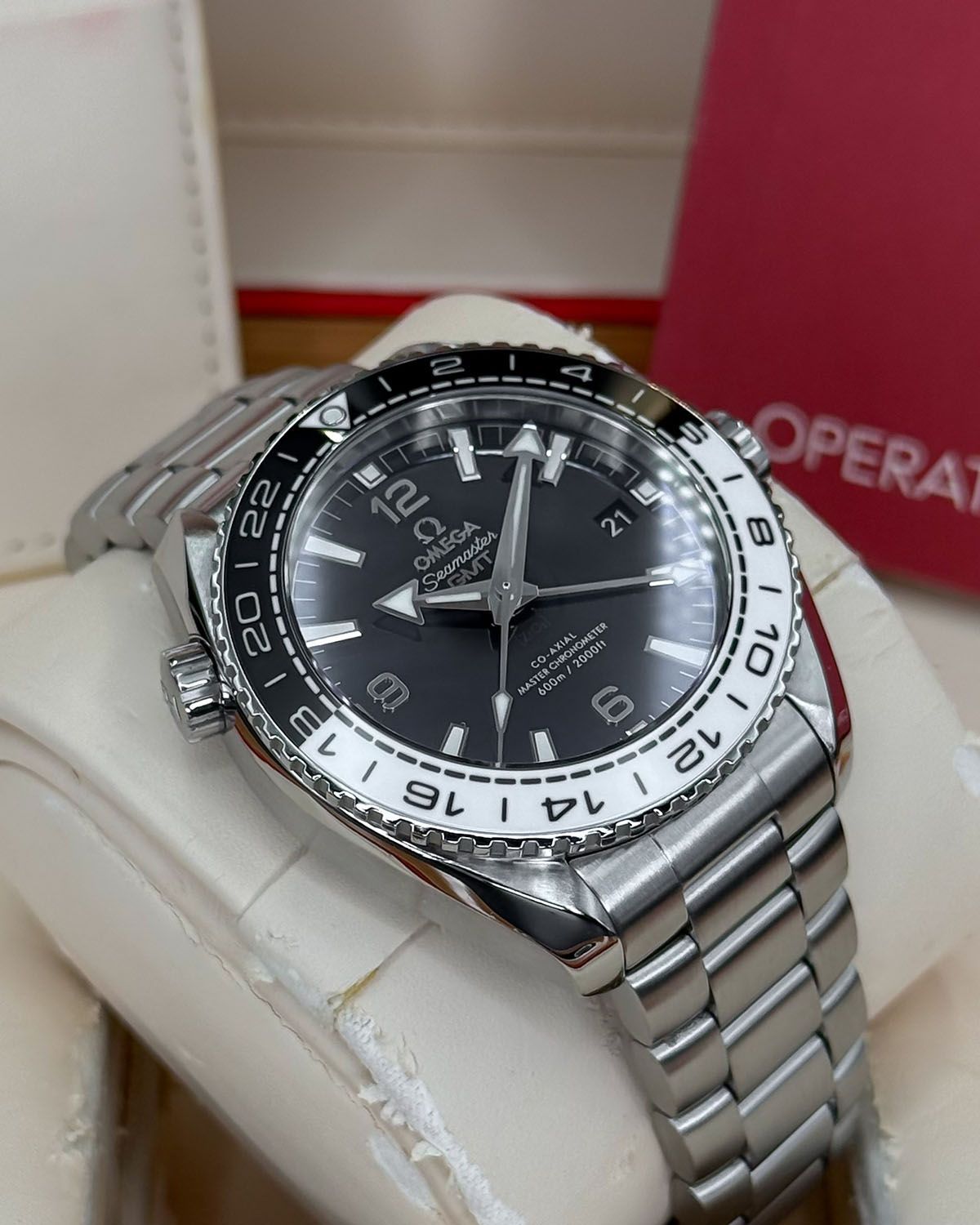 Omega 215.30.44.22.01.001
