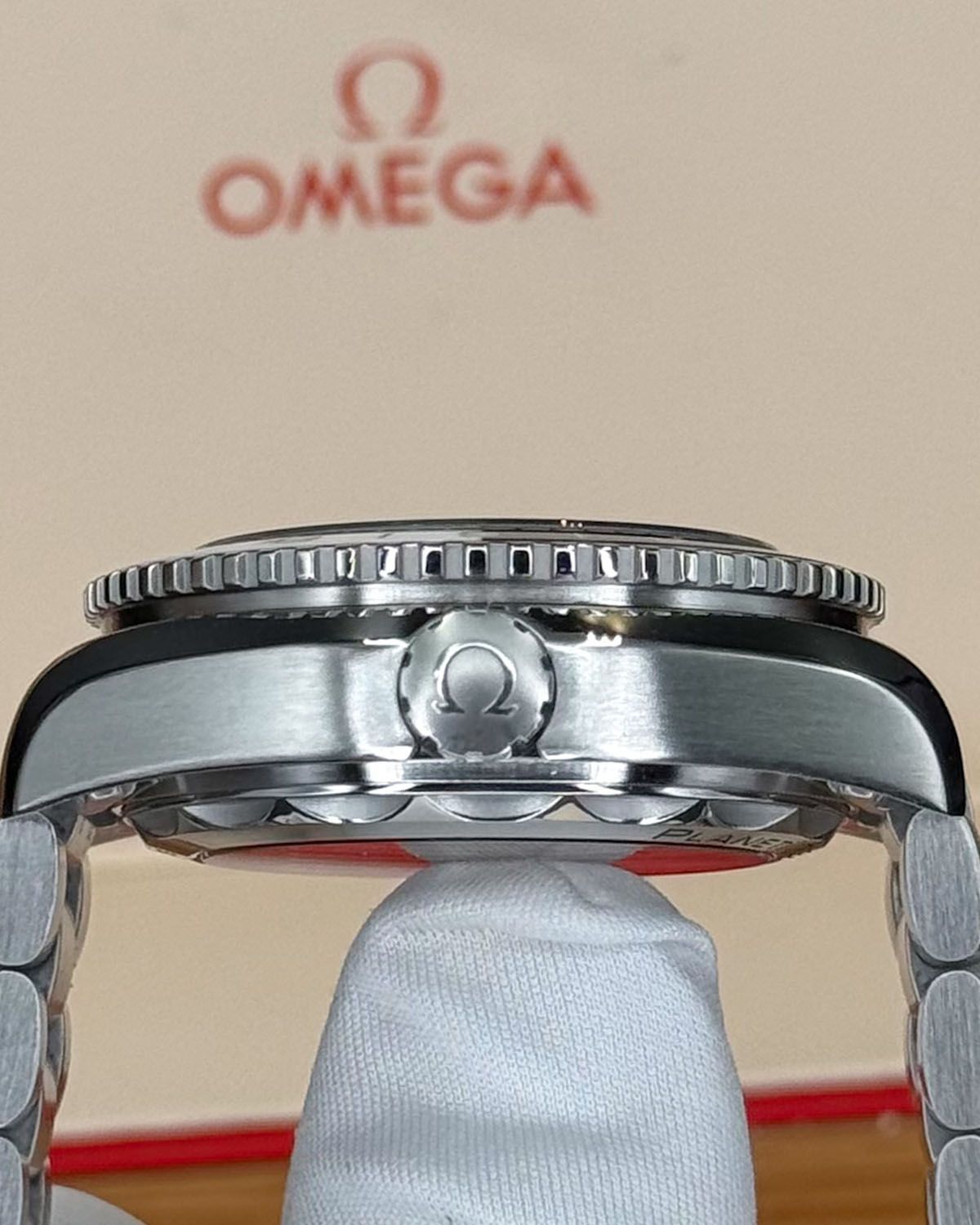 Omega 215.30.44.22.01.001