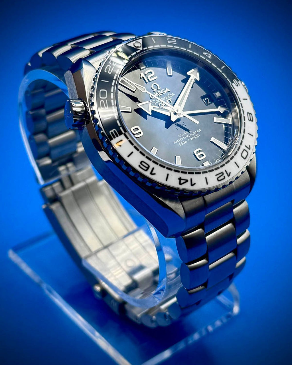 Omega 215.30.44.22.01.001