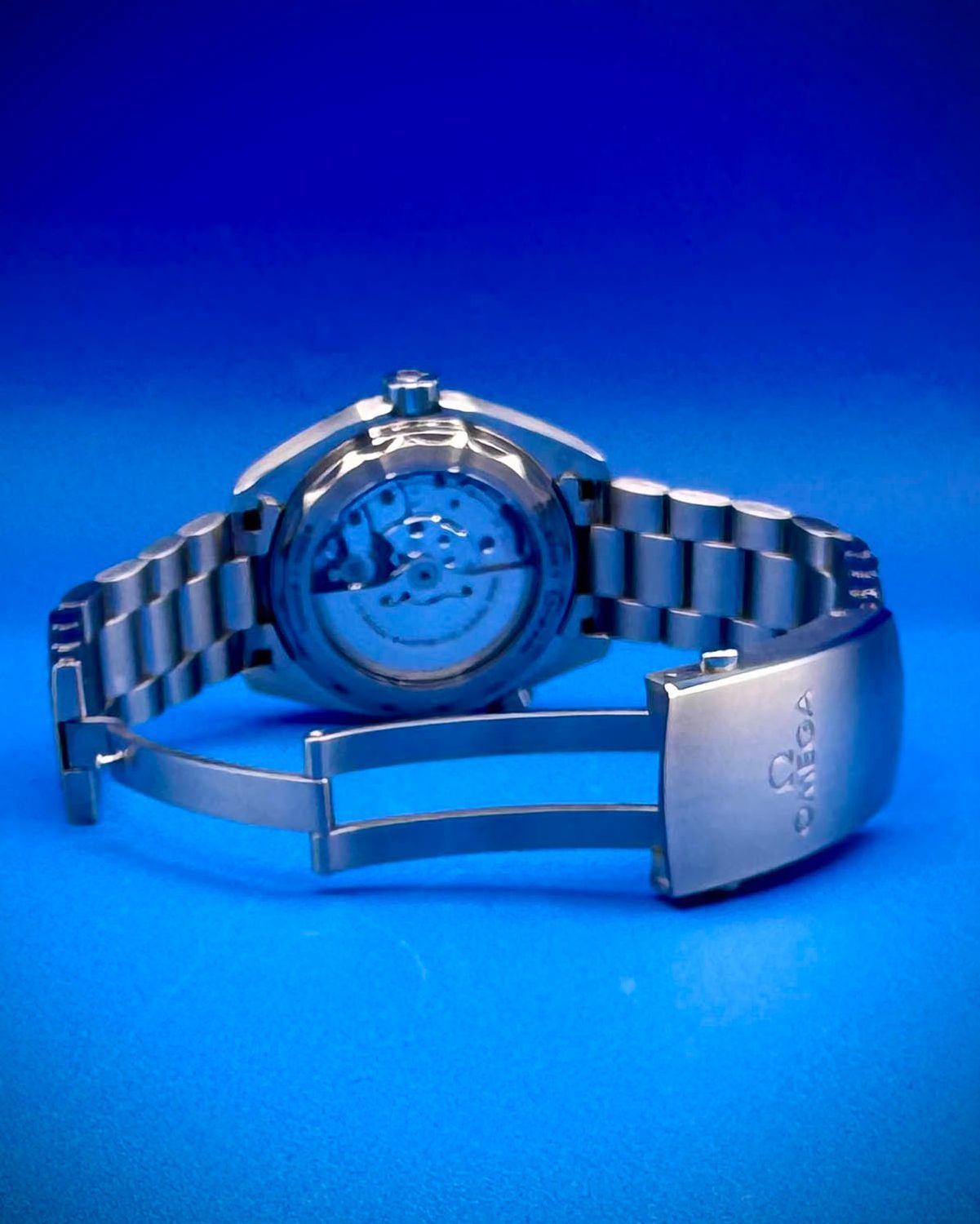 Omega 215.30.44.22.01.001