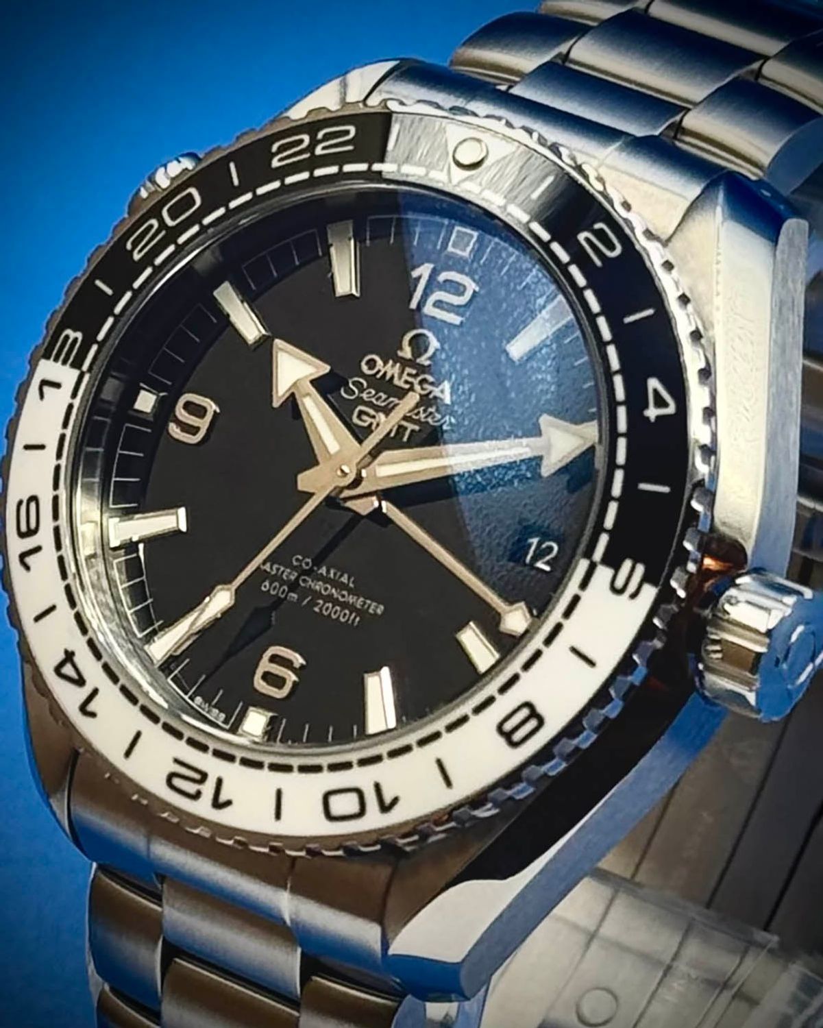 Omega 215.30.44.22.01.001