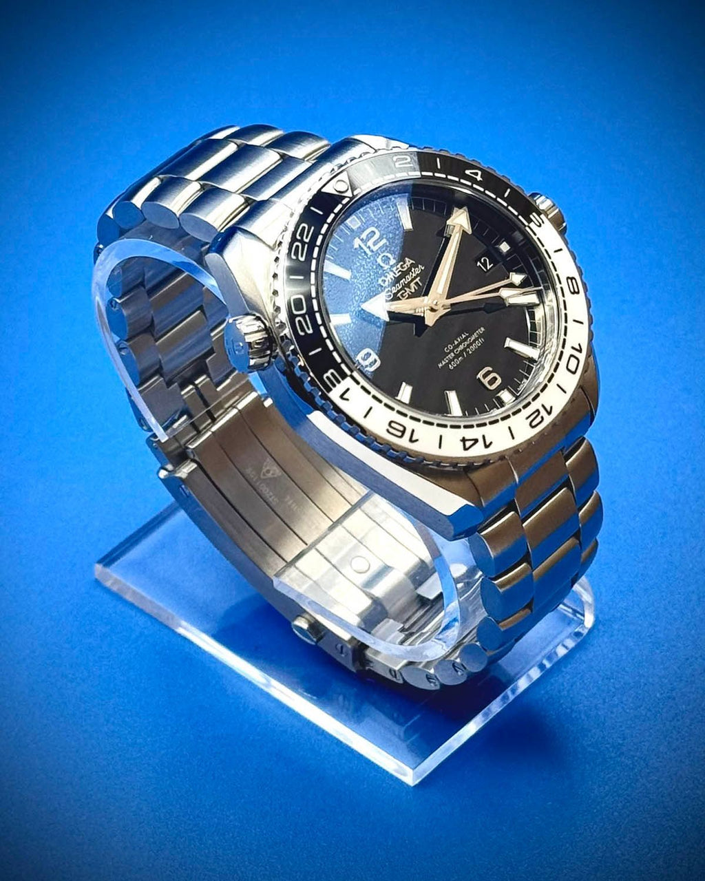 Omega 215.30.44.22.01.001