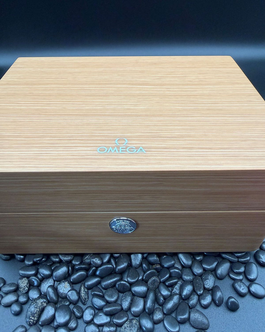 Omega 215.30.44.22.01.001