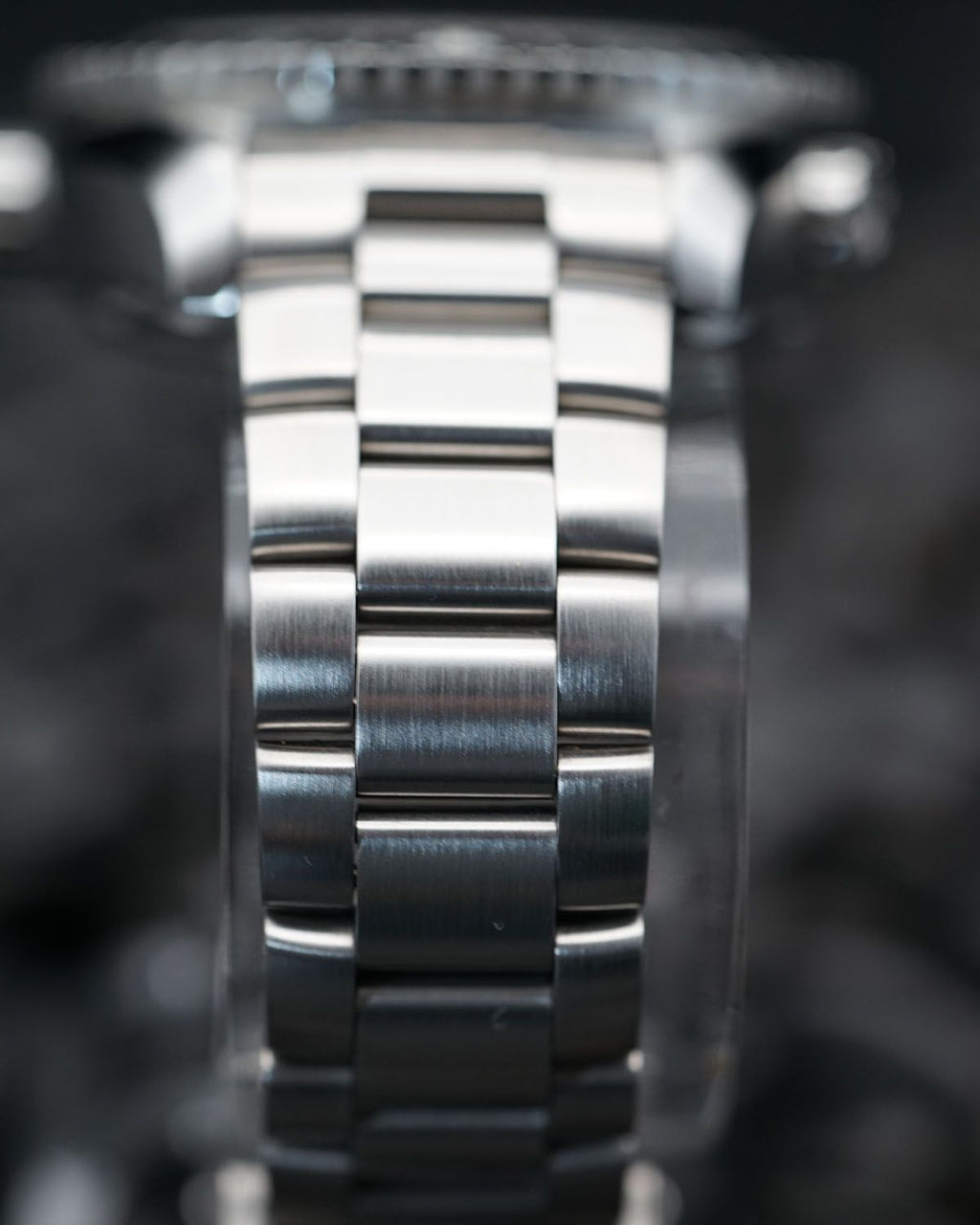 Omega 215.30.44.22.01.001