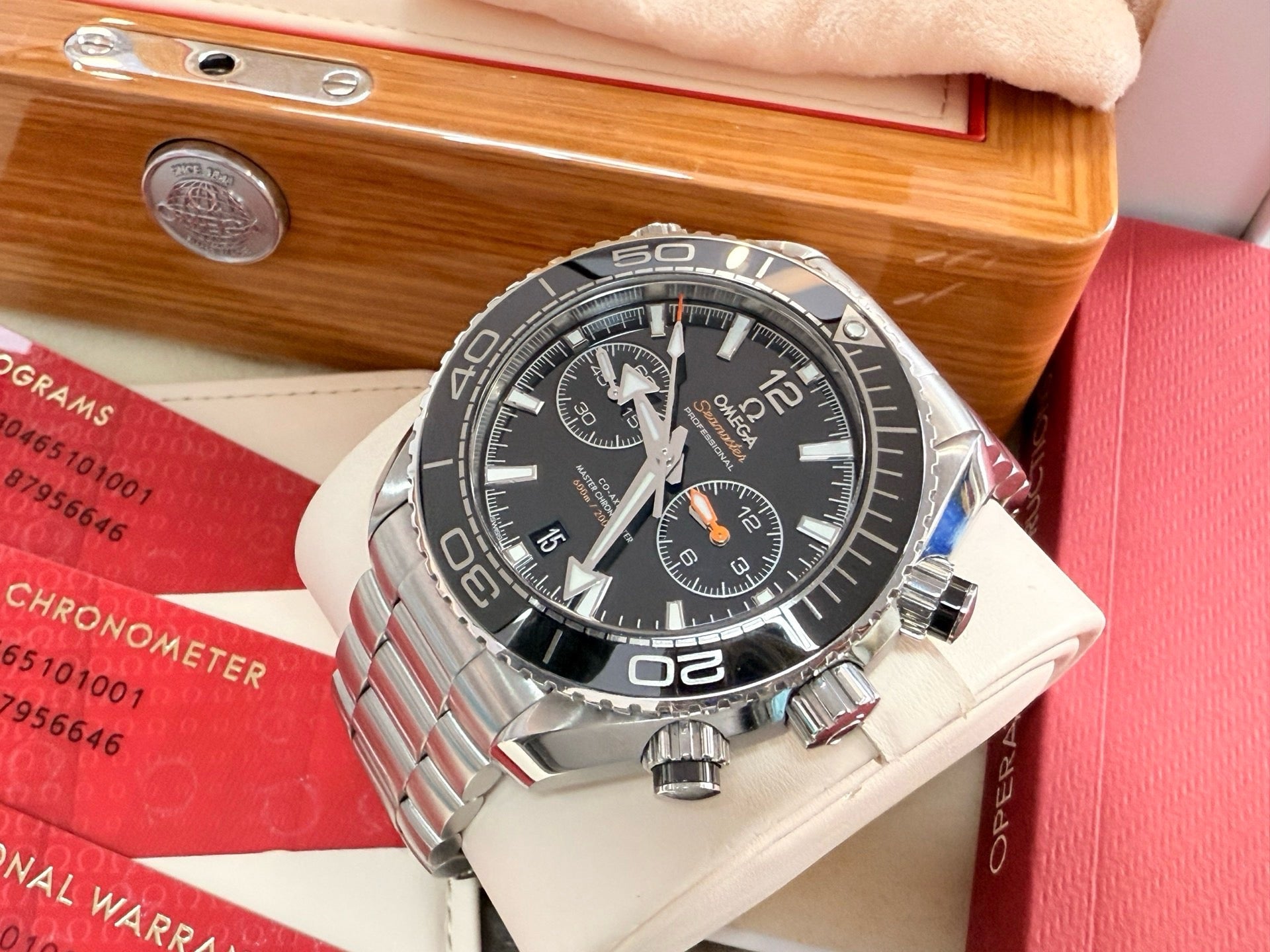 Omega 215.30.46.51.01.001