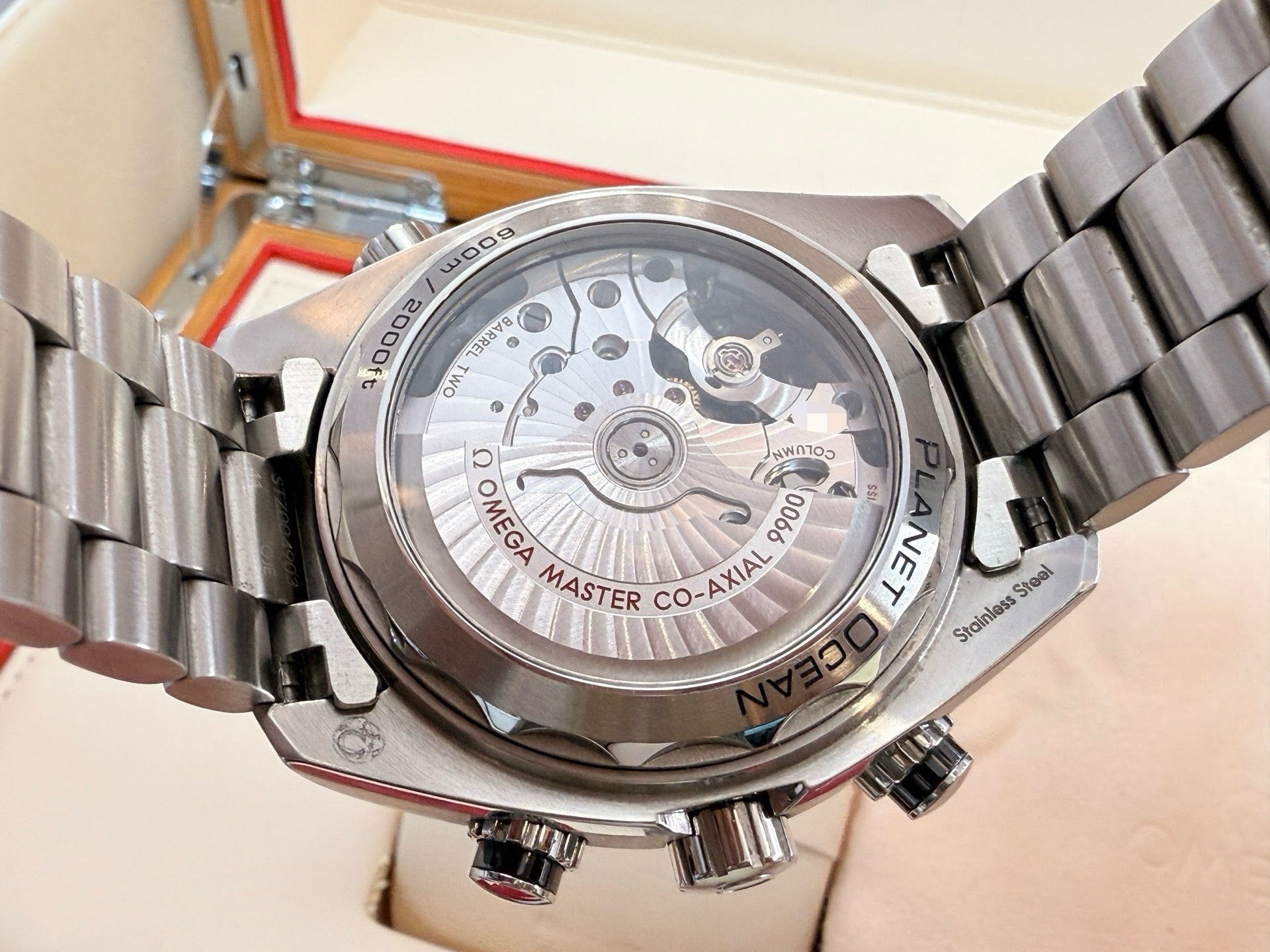 Omega 215.30.46.51.01.001