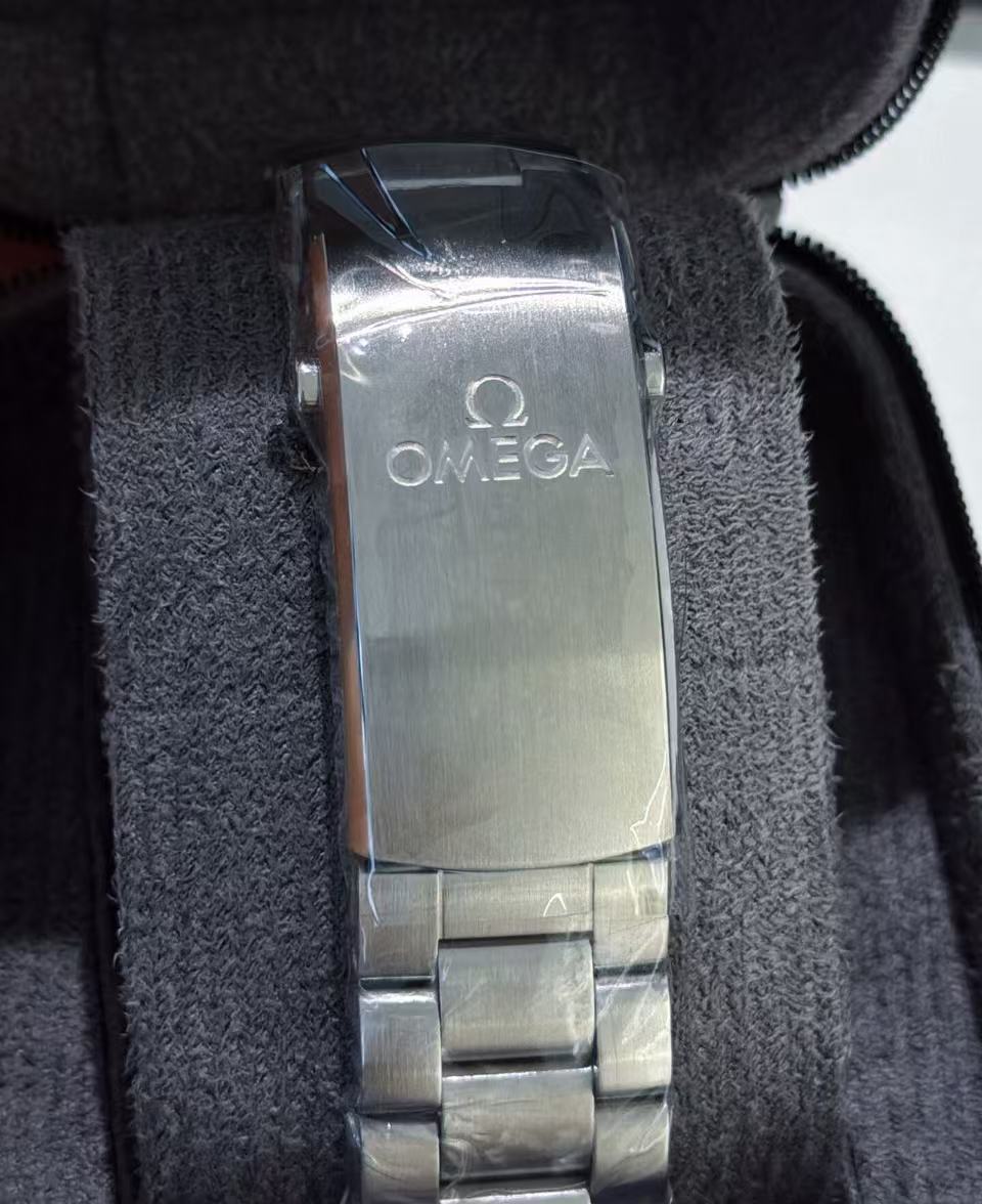Omega 215.30.46.51.01.002