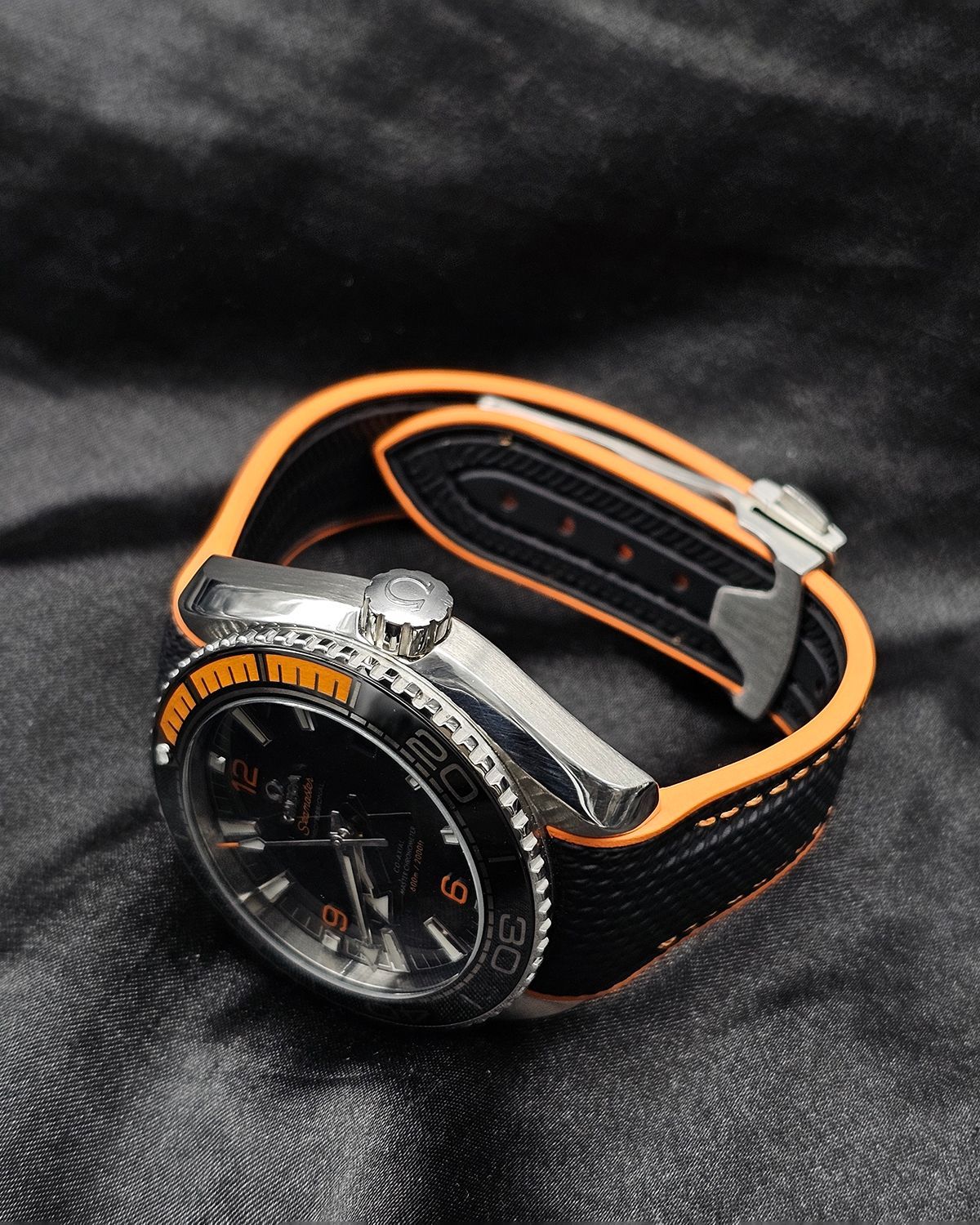Omega 215.32.44.21.01.001