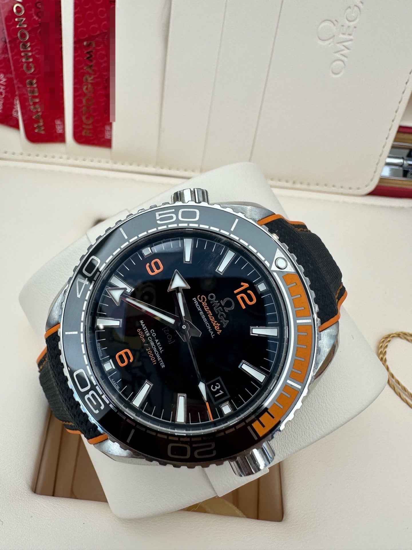 Omega 215.32.44.21.01.001
