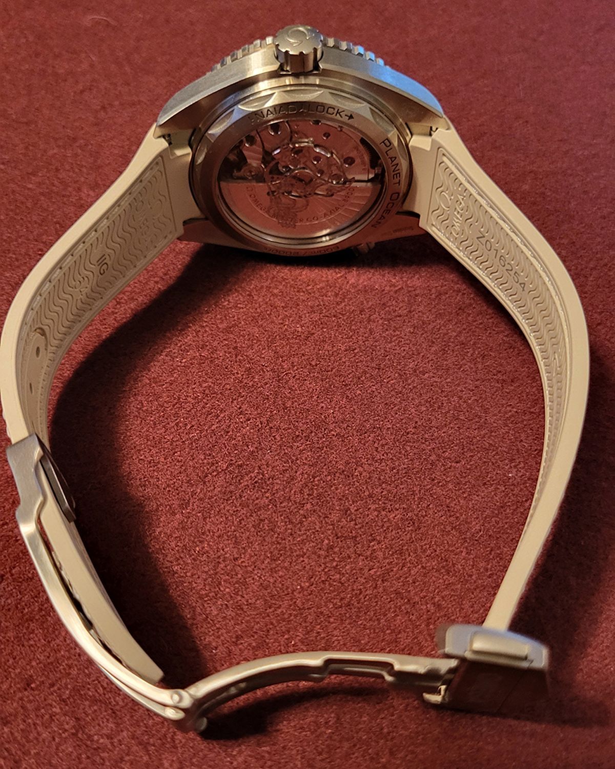 Omega 215.32.44.21.09.001