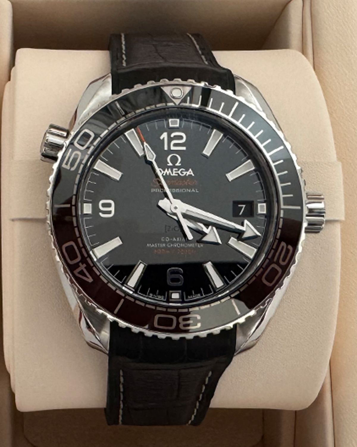 Omega 215.33.40.20.01.001