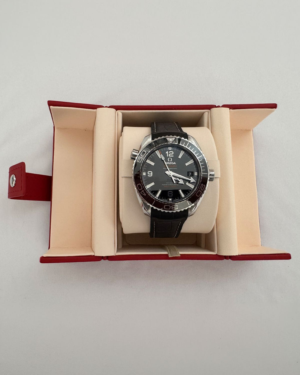 Omega 215.33.40.20.01.001