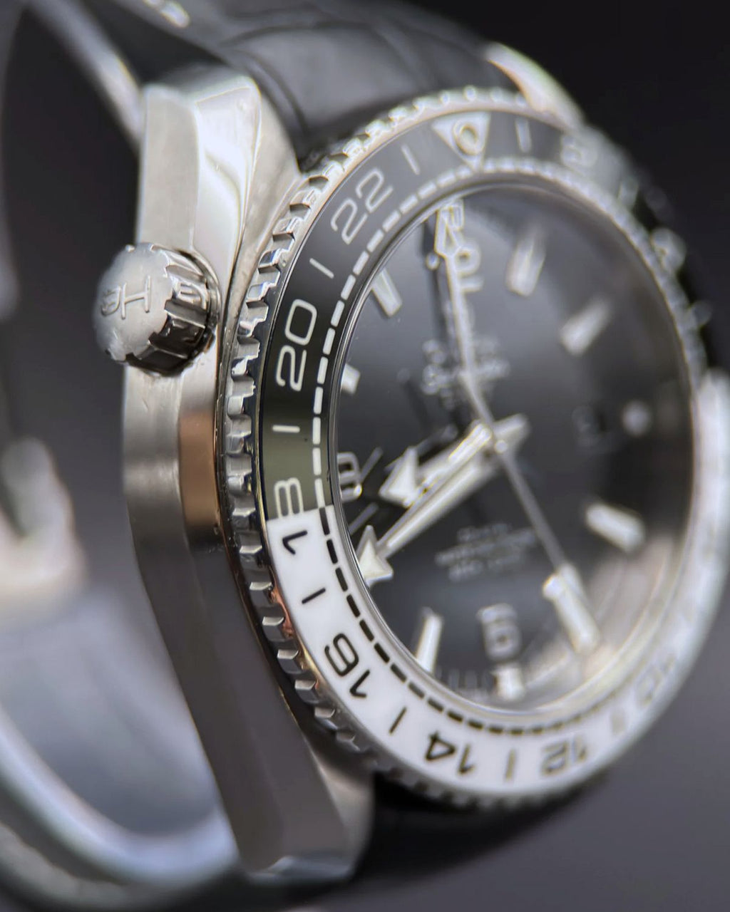 Omega 215.33.44.22.01.001