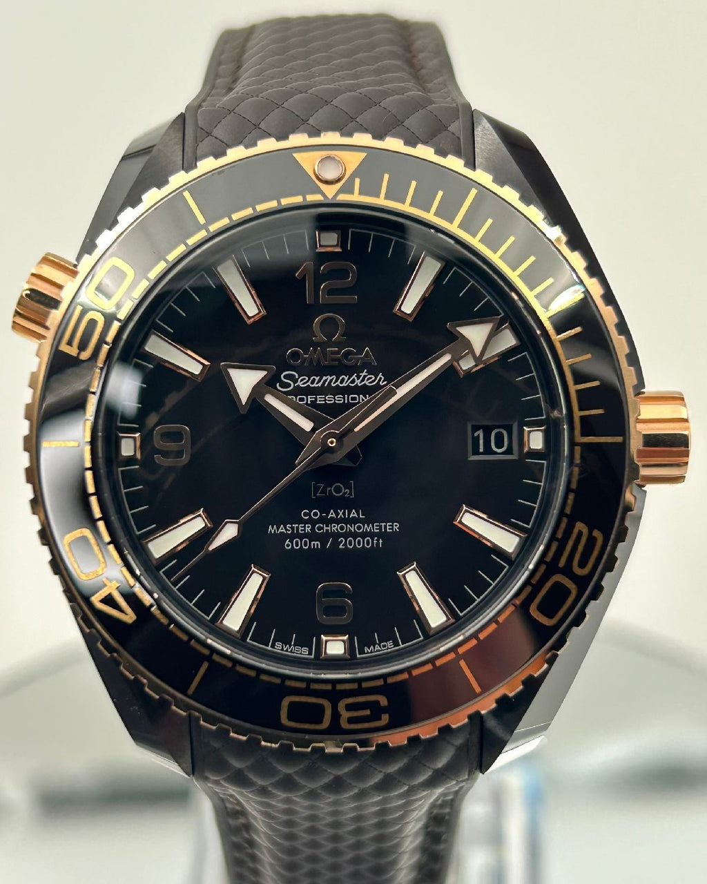 Omega 215.62.40.20.13.001