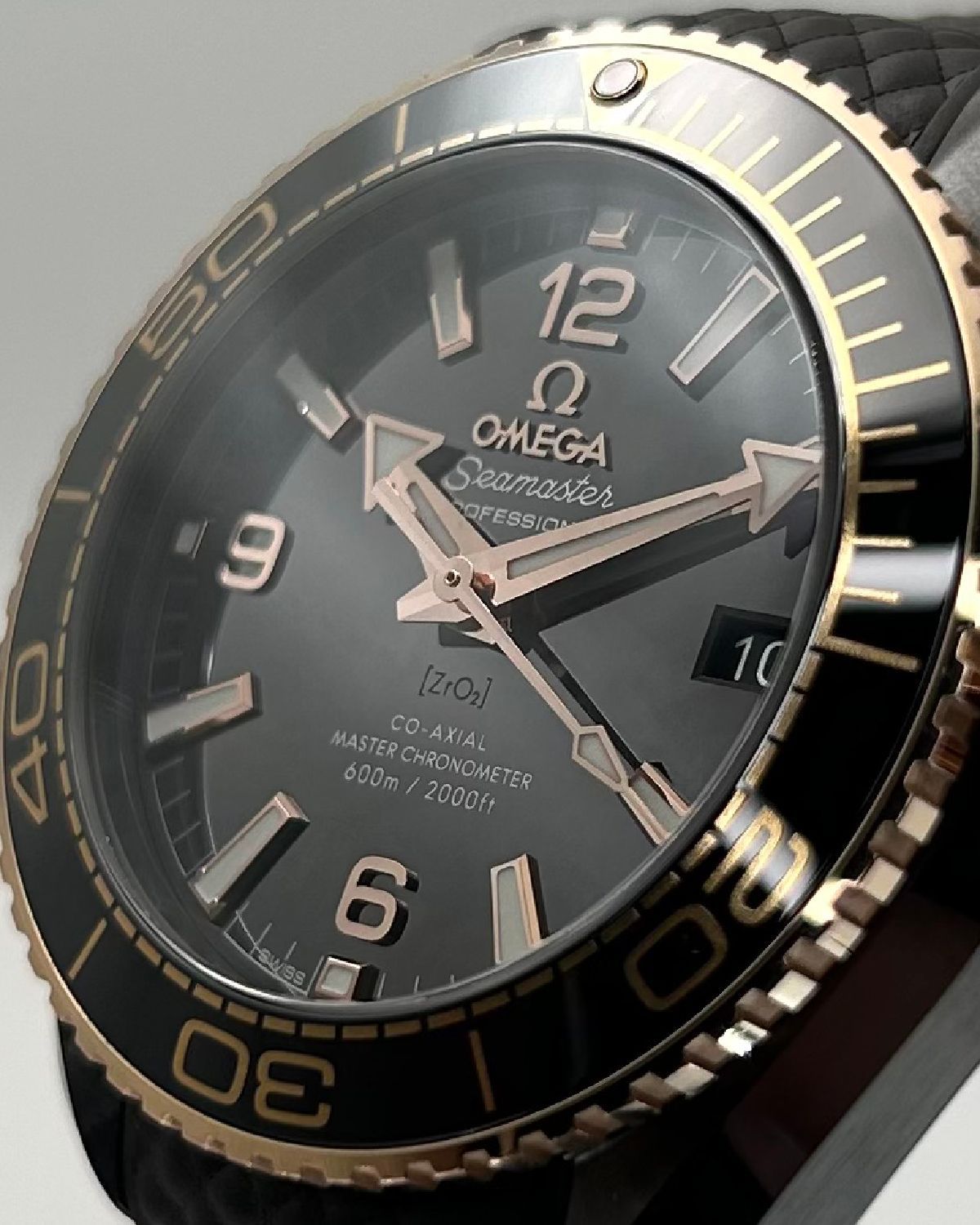 Omega 215.62.40.20.13.001