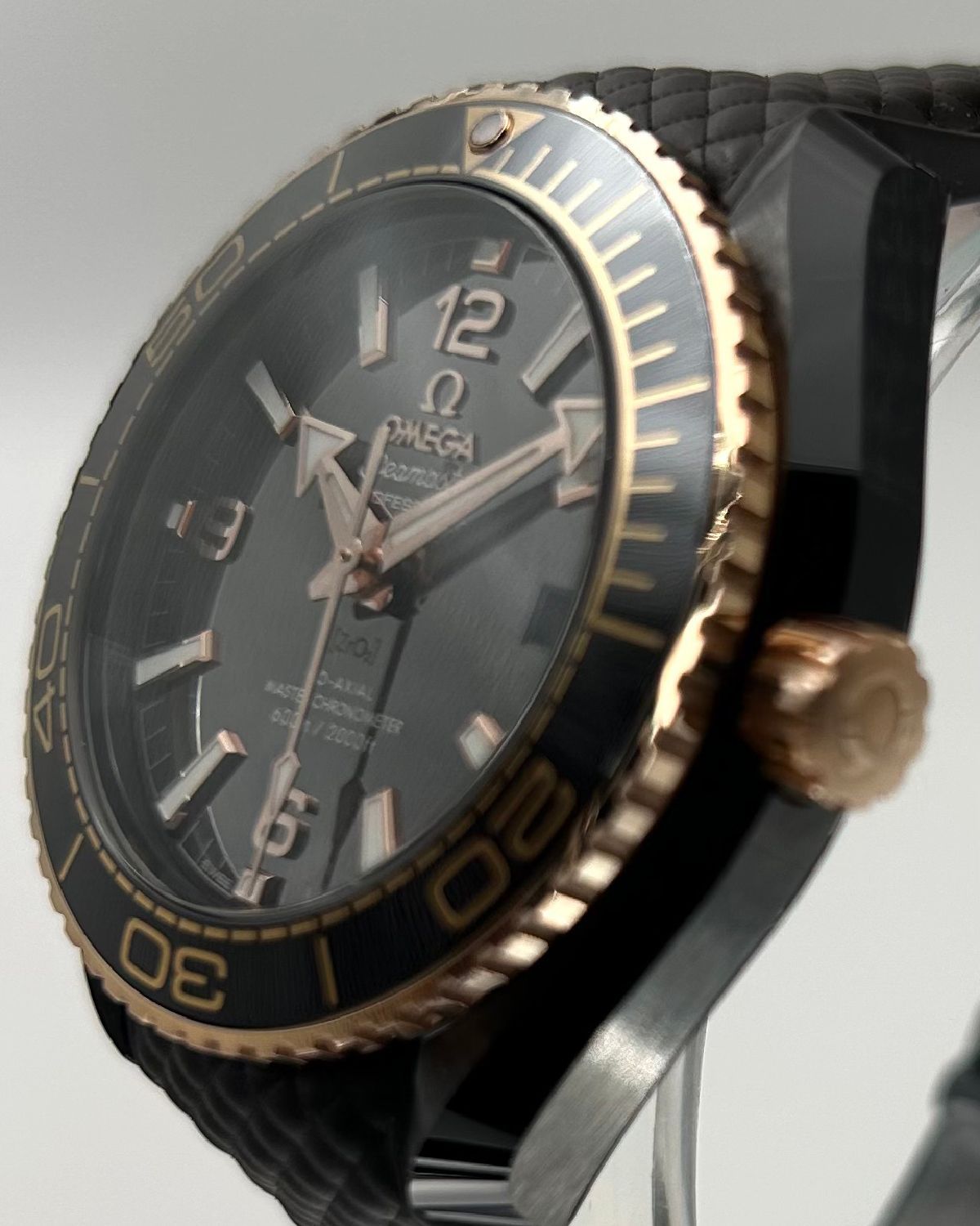 Omega 215.62.40.20.13.001