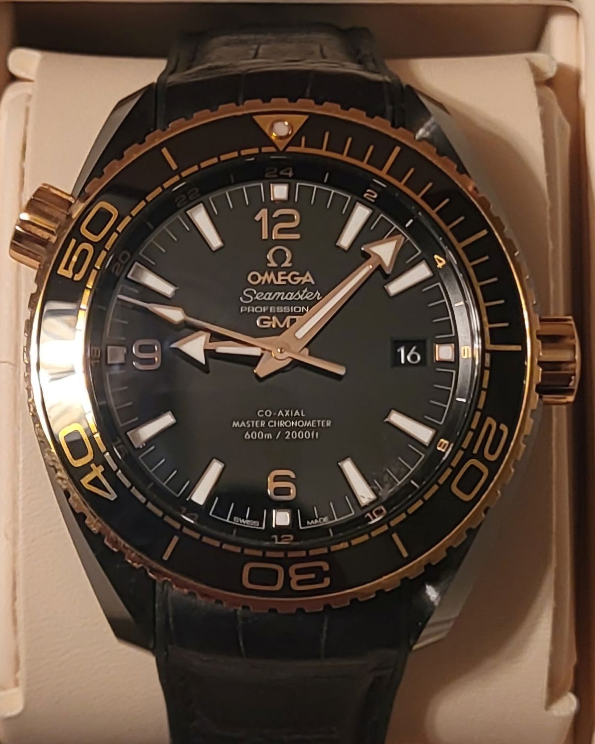 Omega 215.63.46.22.01.001