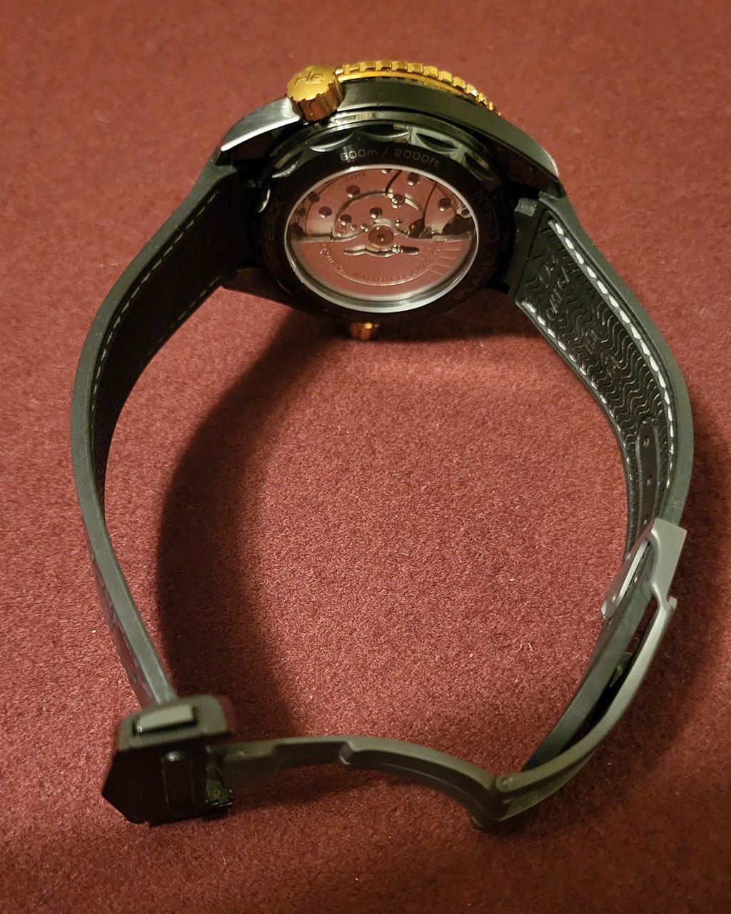 Omega 215.63.46.22.01.001