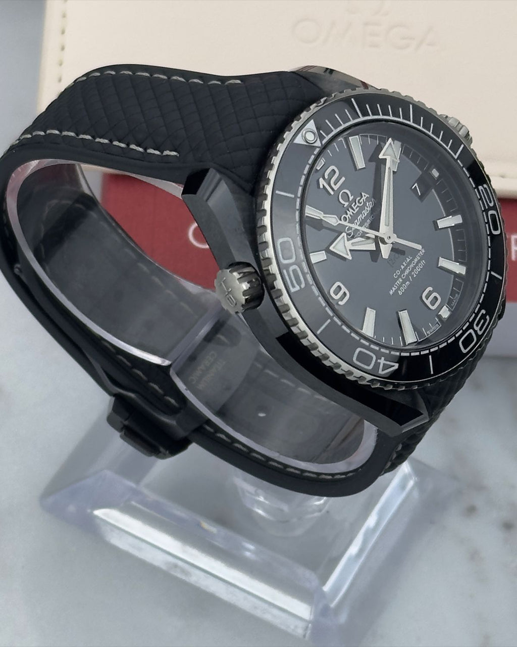 Omega 215.92.40.20.01.001