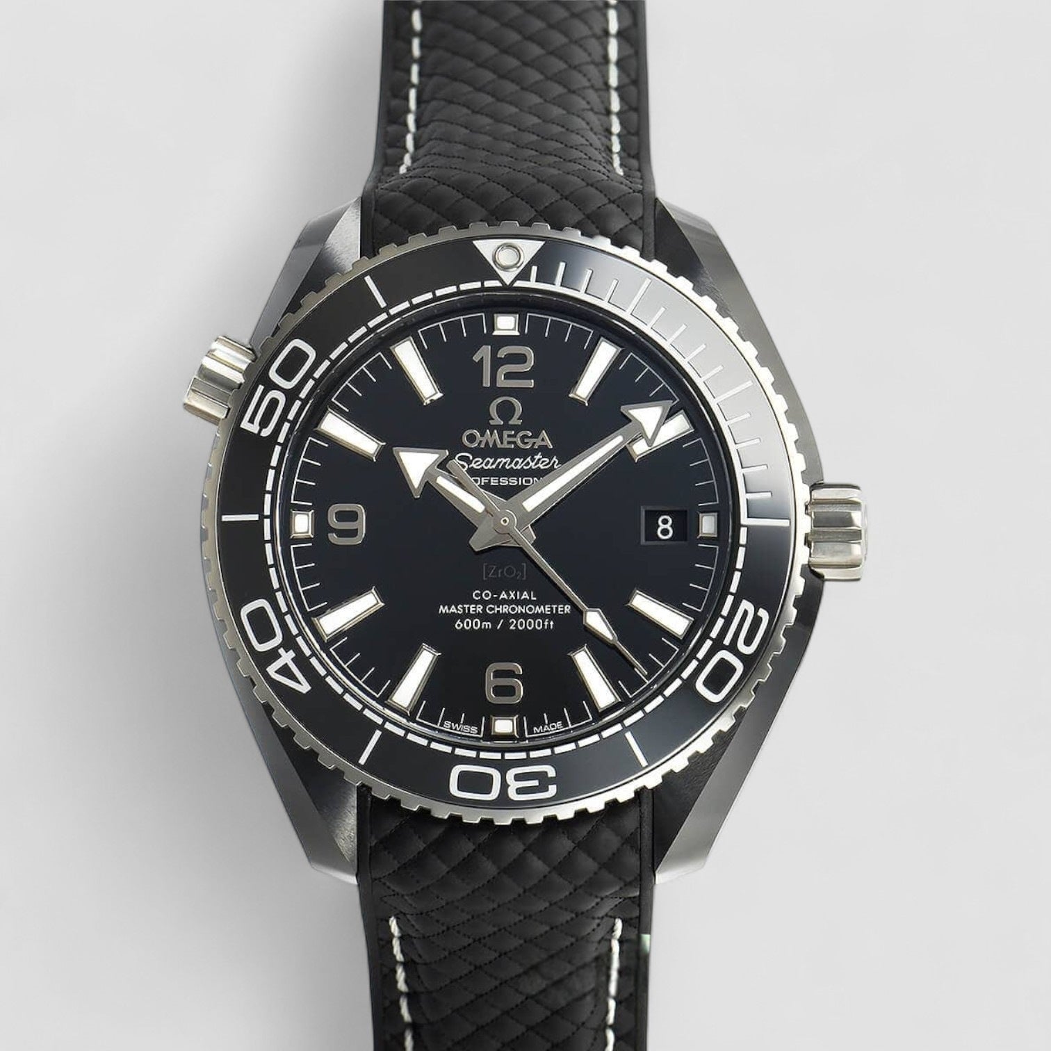 Omega 215.92.40.20.01.001