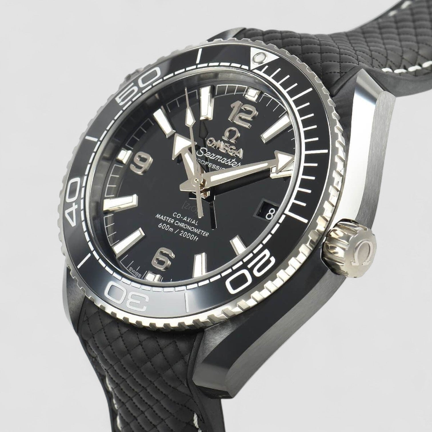 Omega 215.92.40.20.01.001