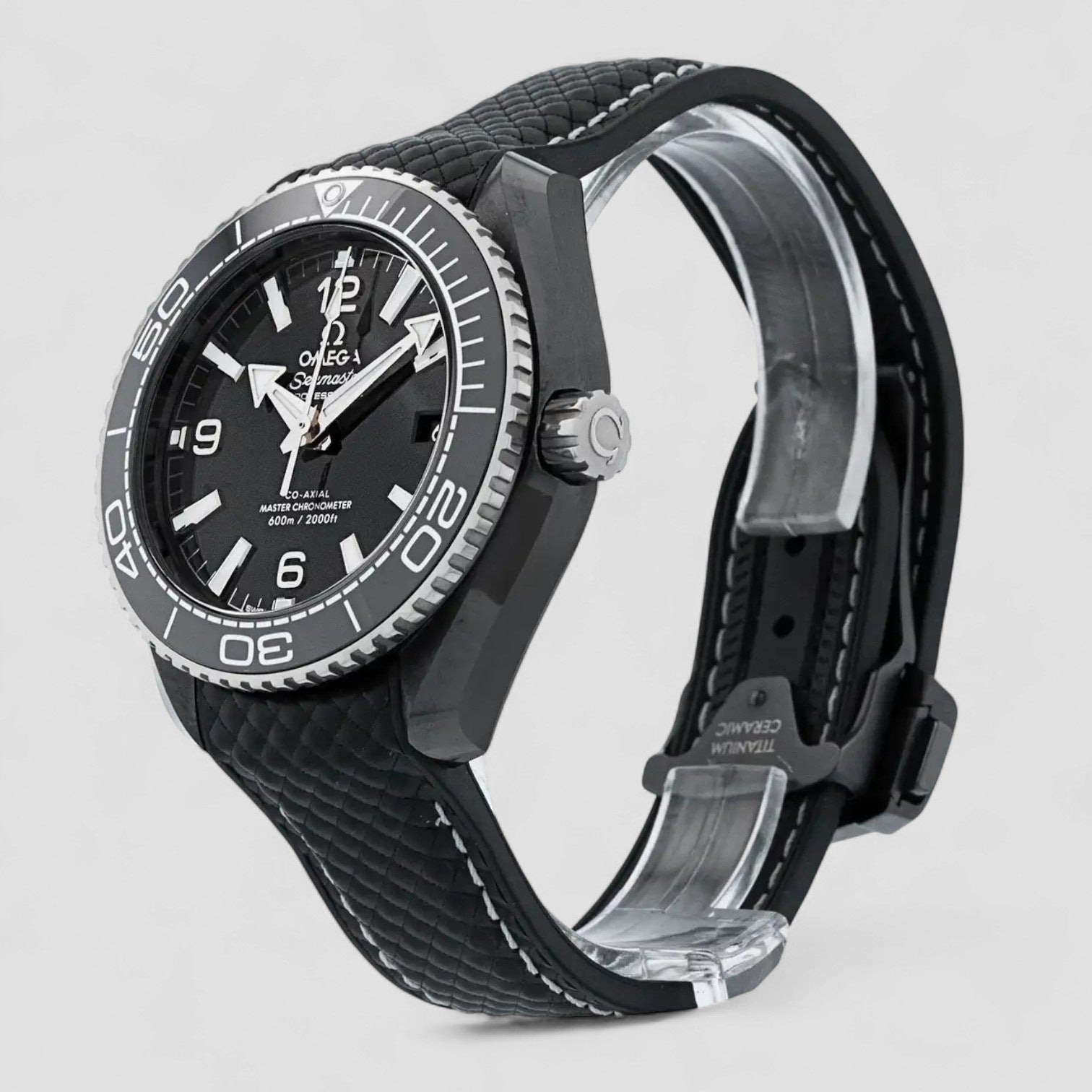 Omega 215.92.40.20.01.001