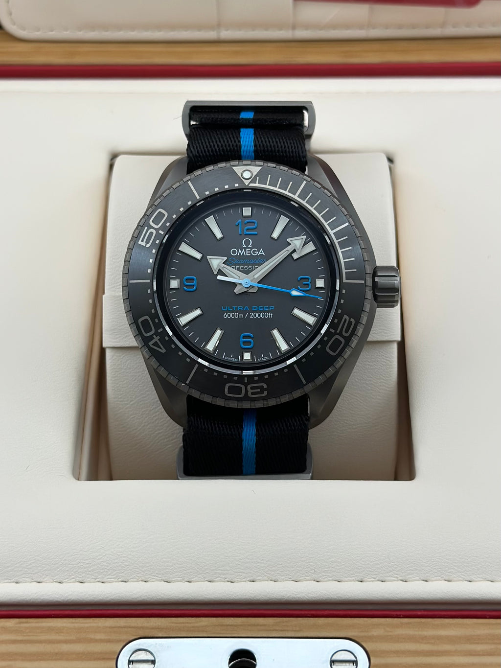 Omega 215.92.46.21.01.001