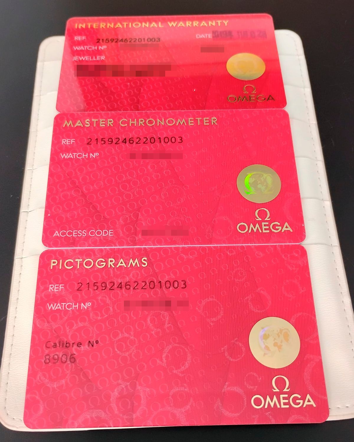 Omega 215.92.46.22.01.003