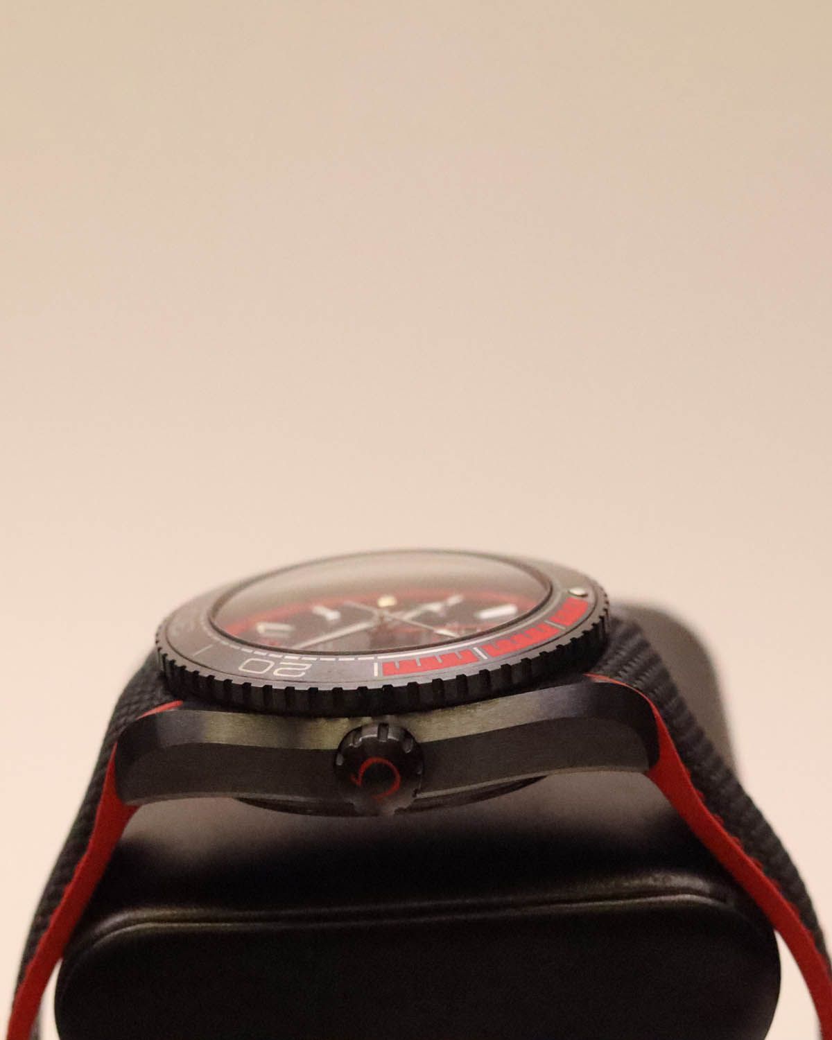Omega 215.92.46.22.01.003