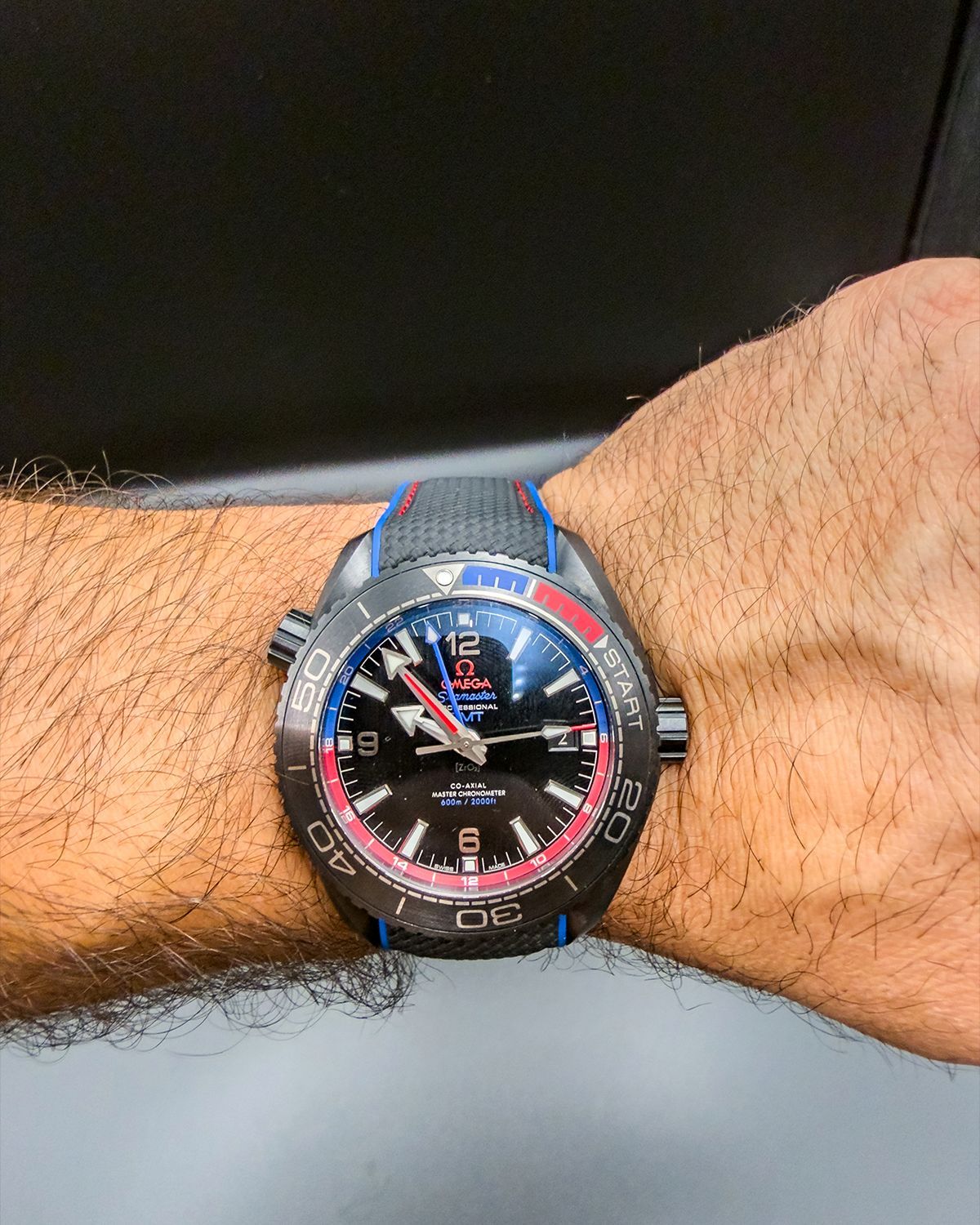 Omega 215.92.46.22.01.004
