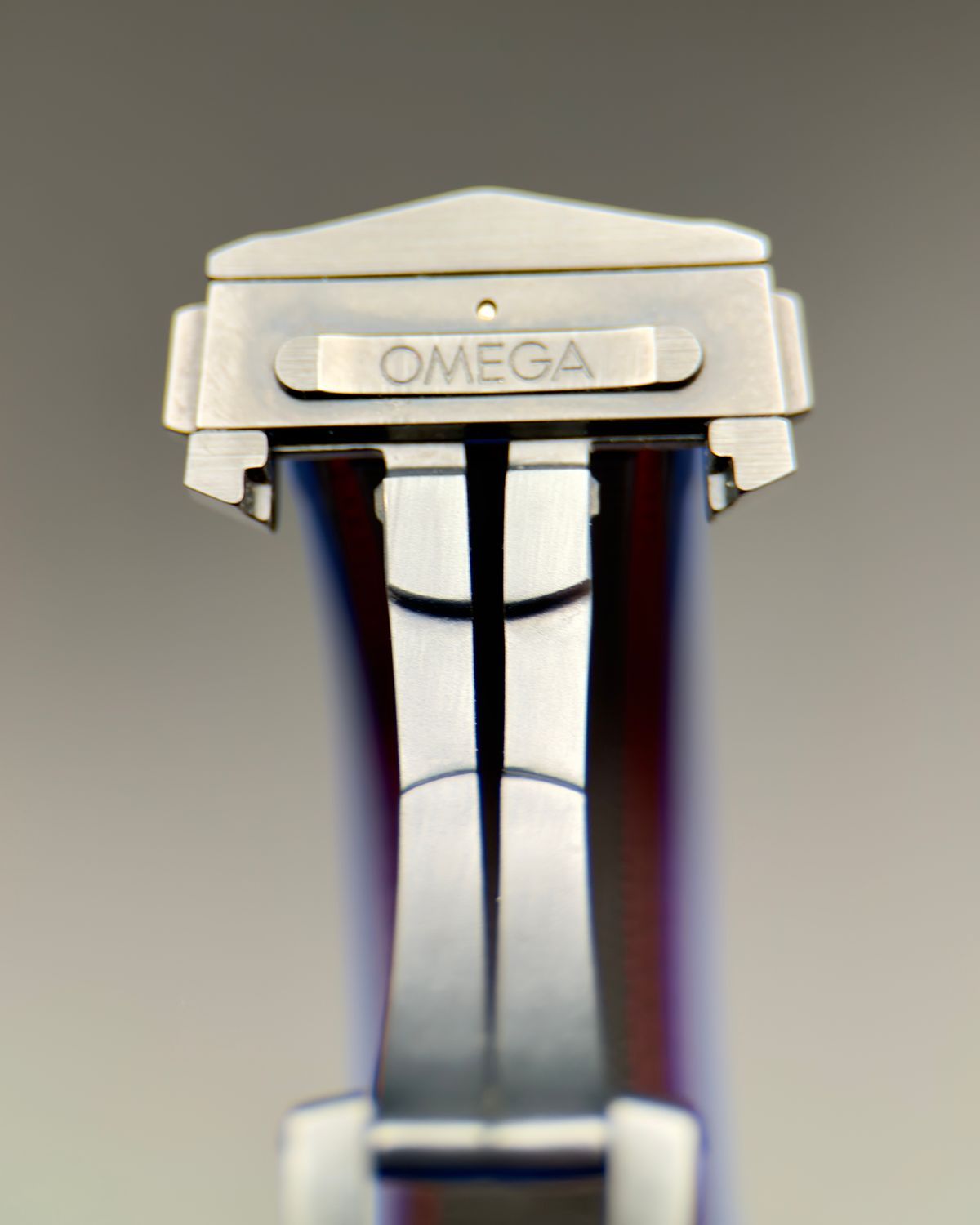 Omega 215.92.46.22.01.004