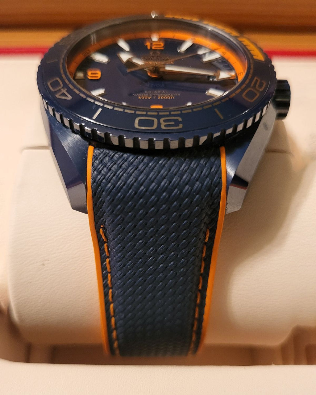 Omega 215.92.46.22.03.001