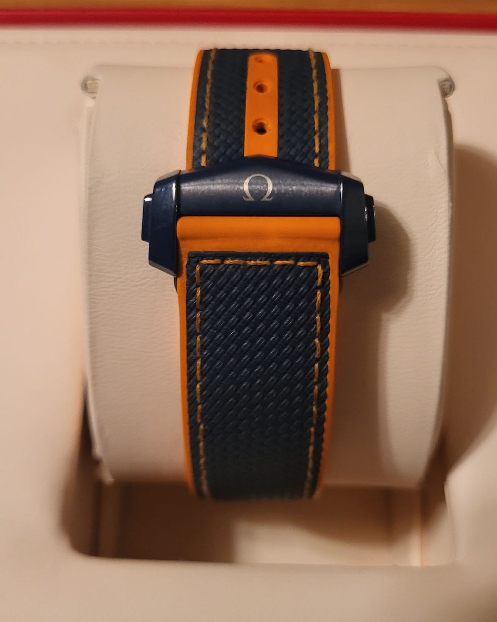 Omega 215.92.46.22.03.001
