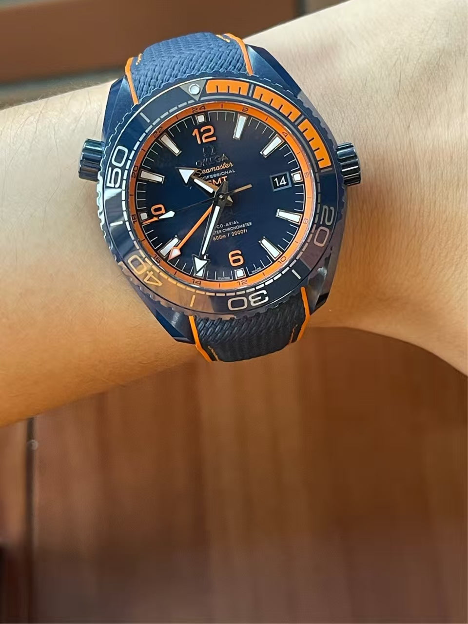 Omega 215.92.46.22.03.001