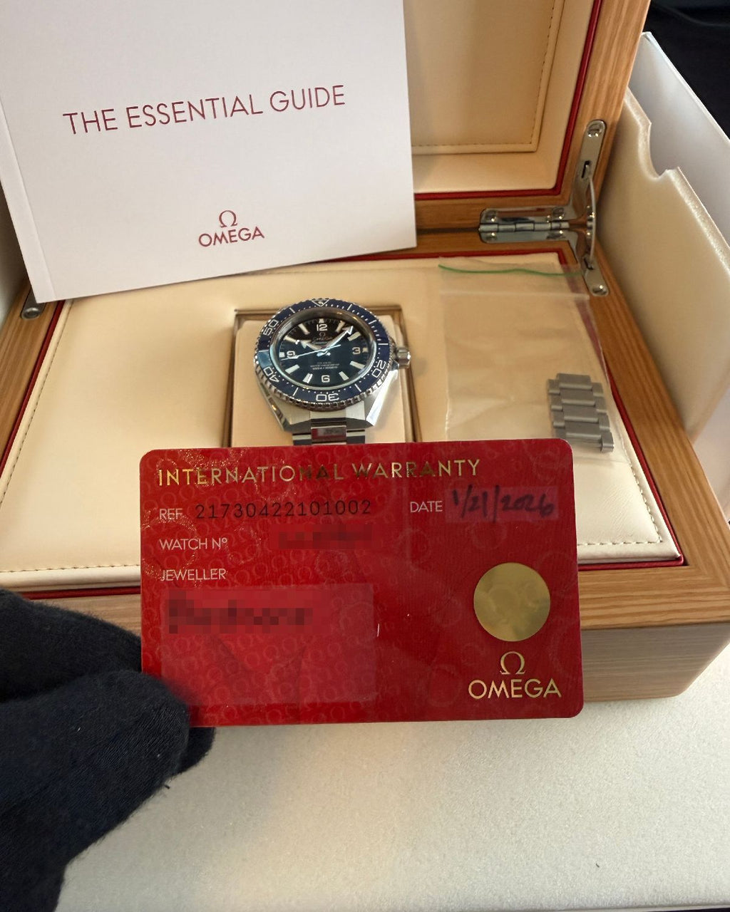 Omega 217.30.42.21.01.002