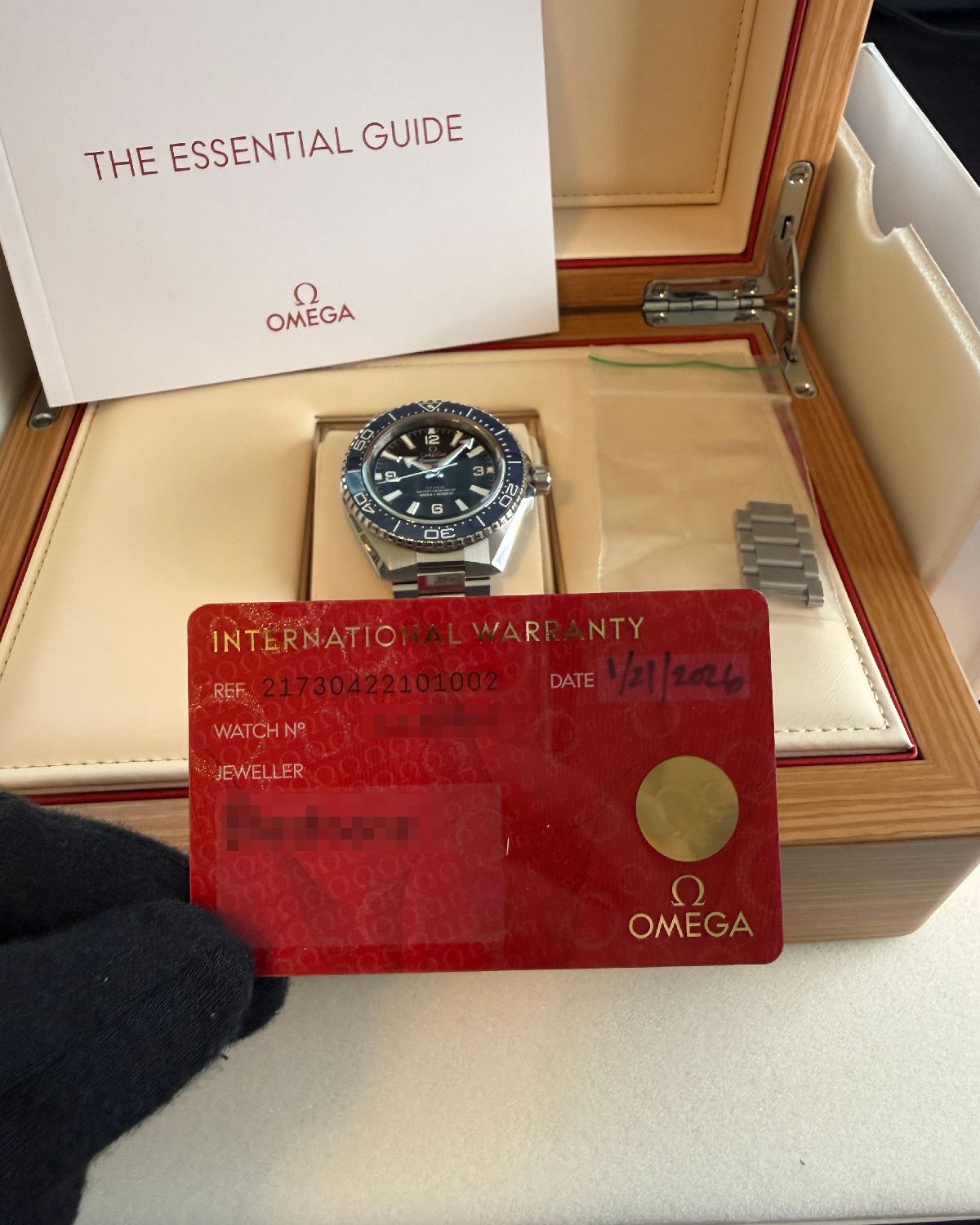 Omega 217.30.42.21.01.002