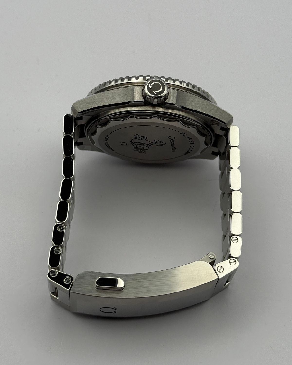 Omega 217.30.42.21.01.002