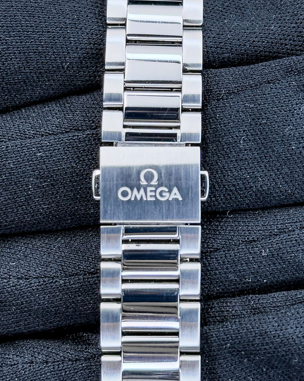 Omega 220.10.34.20.02.001