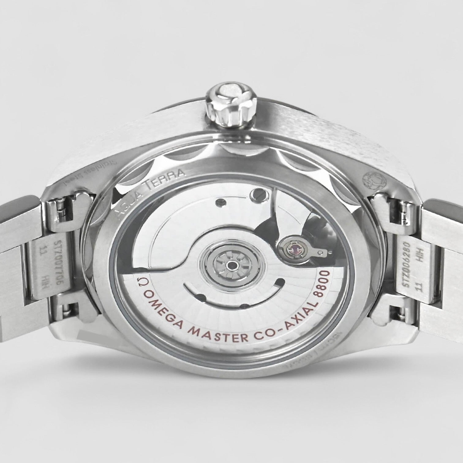 Omega 220.10.34.20.03.001