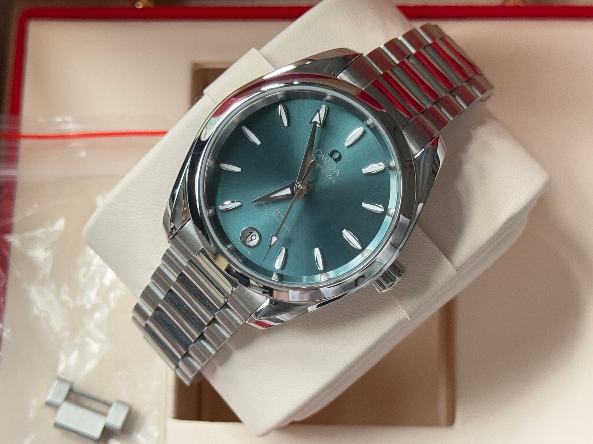 Omega 220.10.34.20.10.001