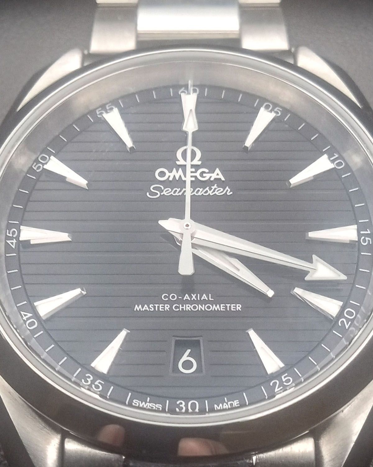 Omega 220.10.38.20.01.001