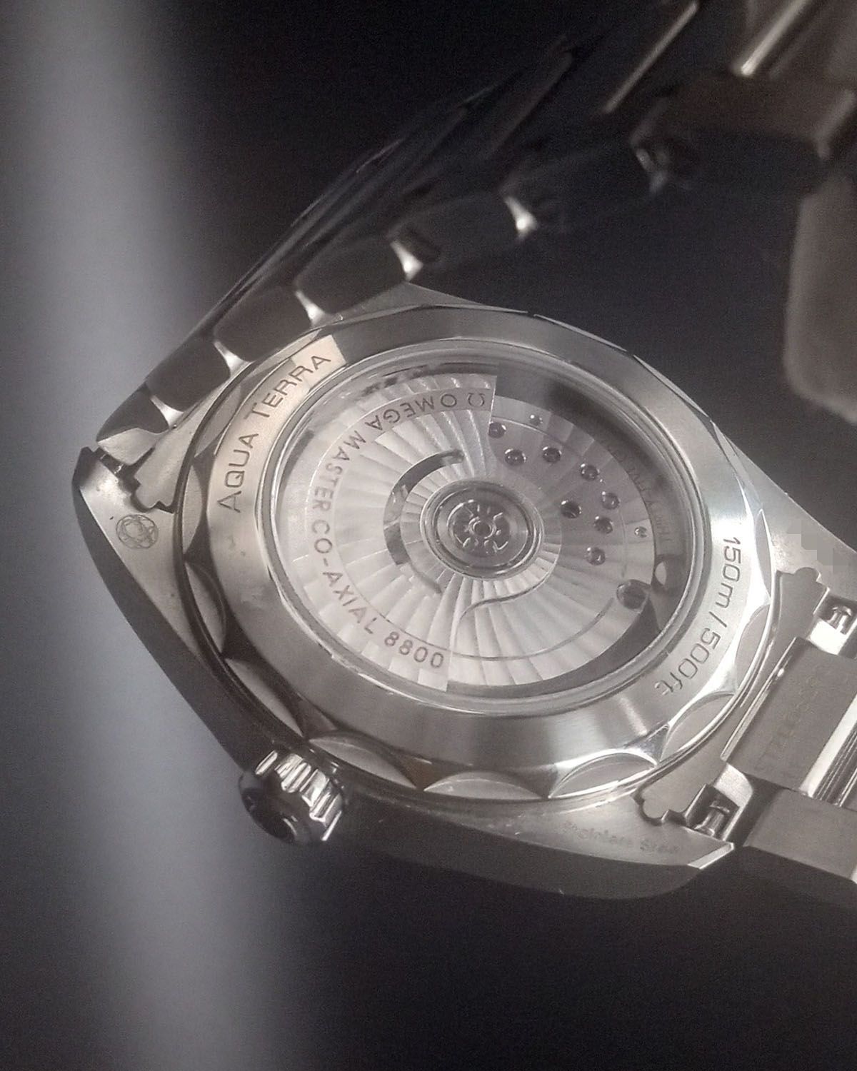 Omega 220.10.38.20.01.001