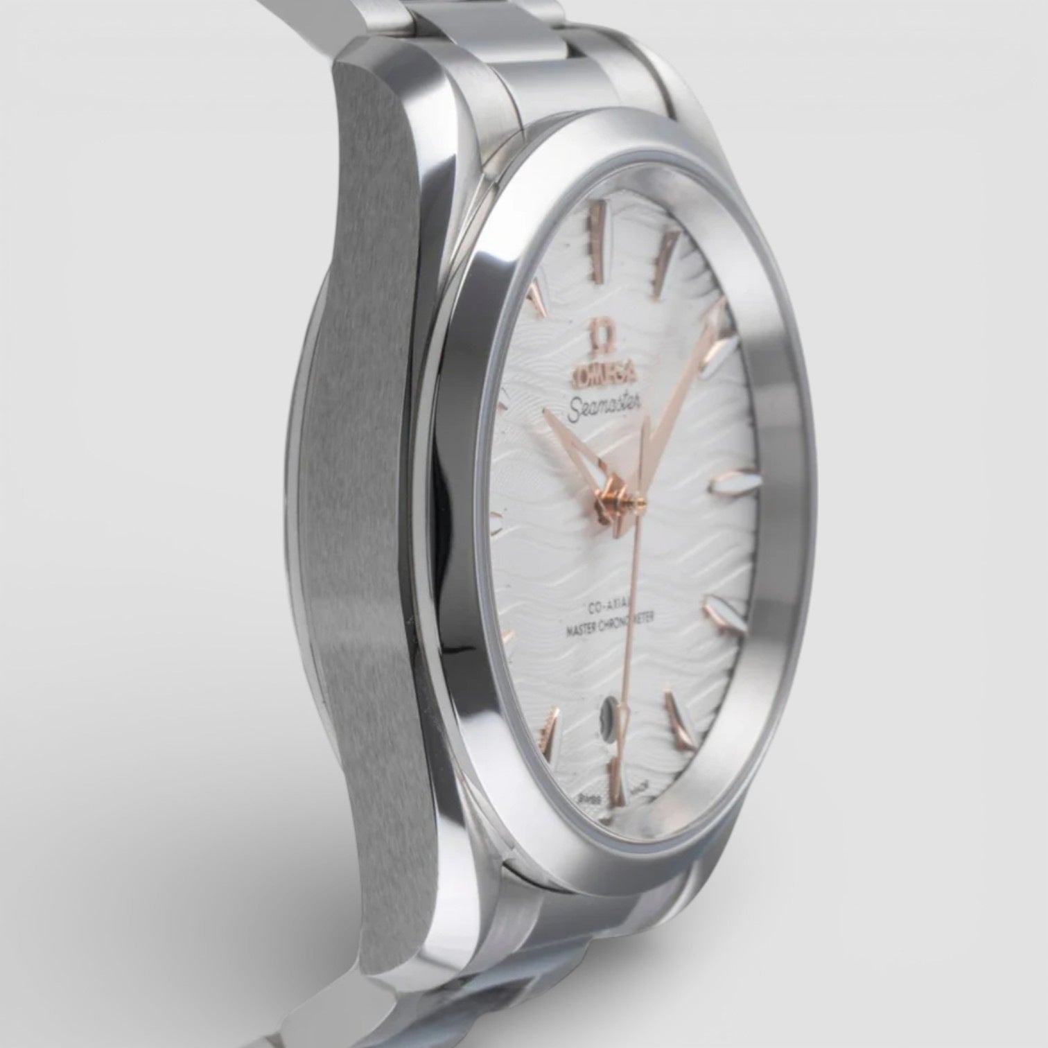 Omega 220.10.38.20.02.002