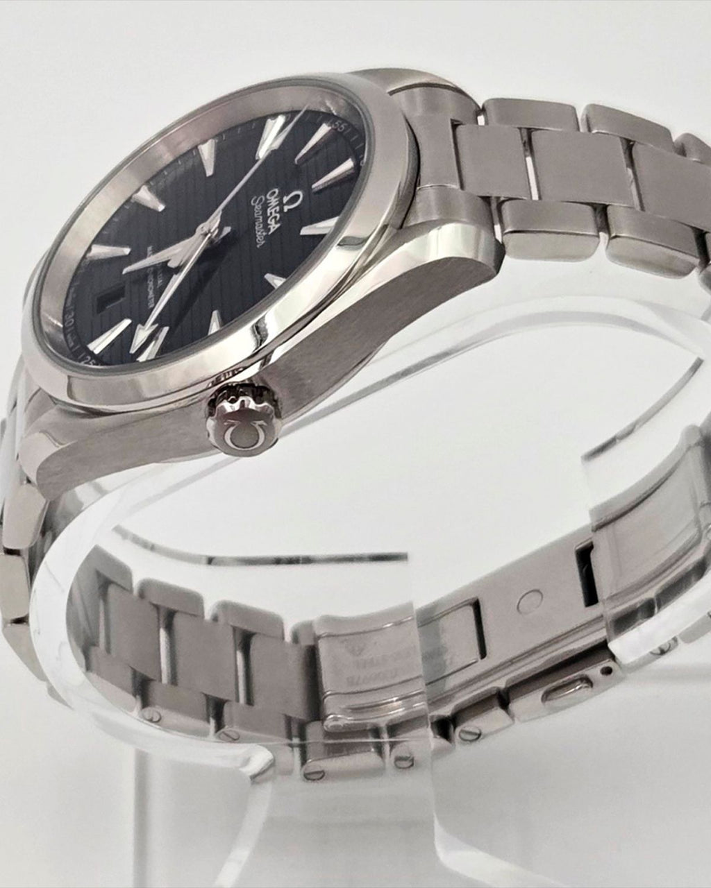 Omega 220.10.38.20.03.001