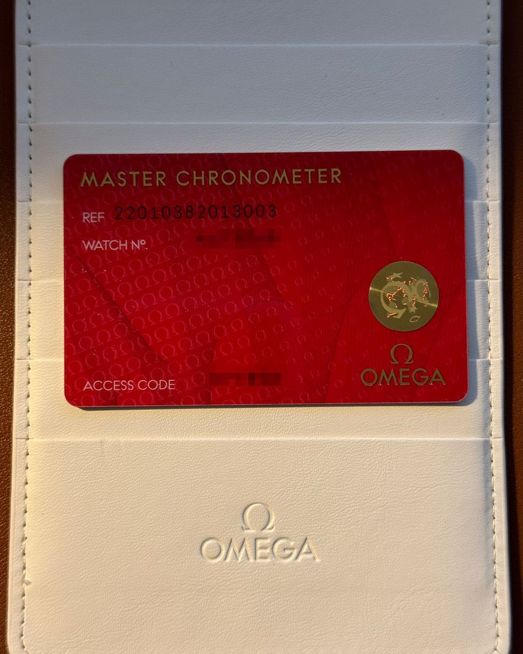 Omega 220.10.38.20.13.003