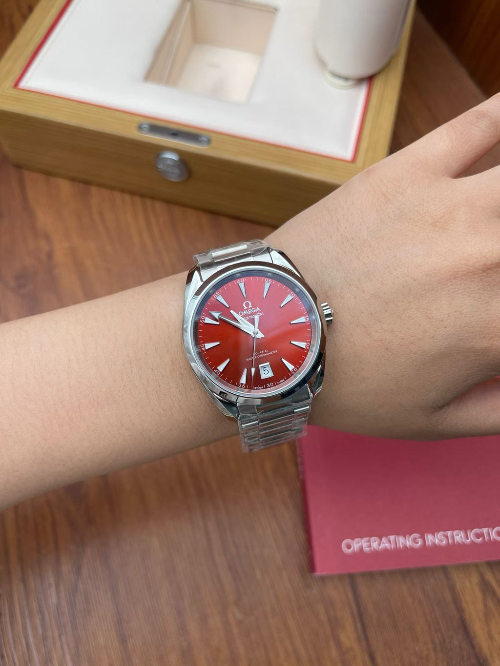 Omega 220.10.38.20.13.003