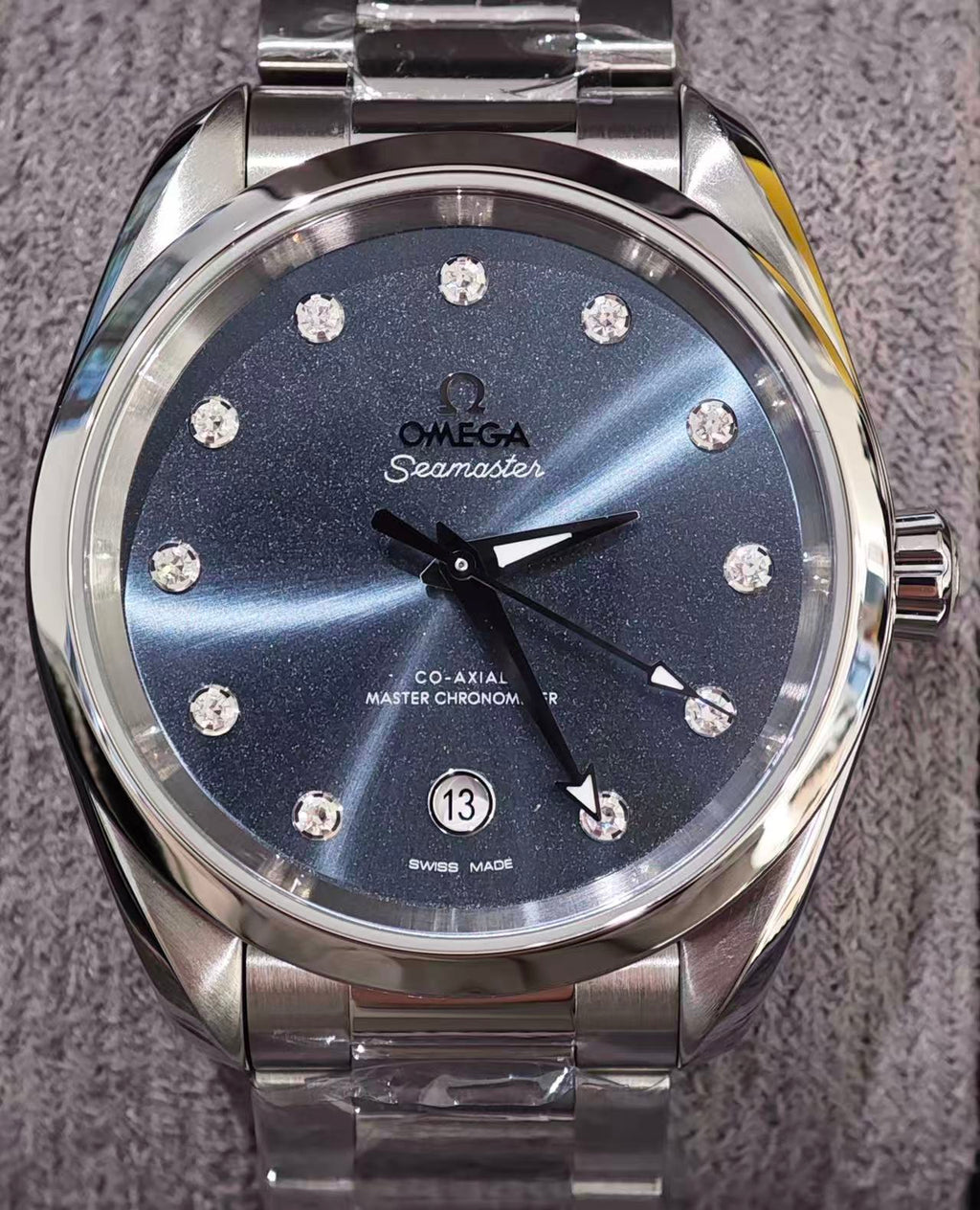 Omega 220.10.38.20.53.001