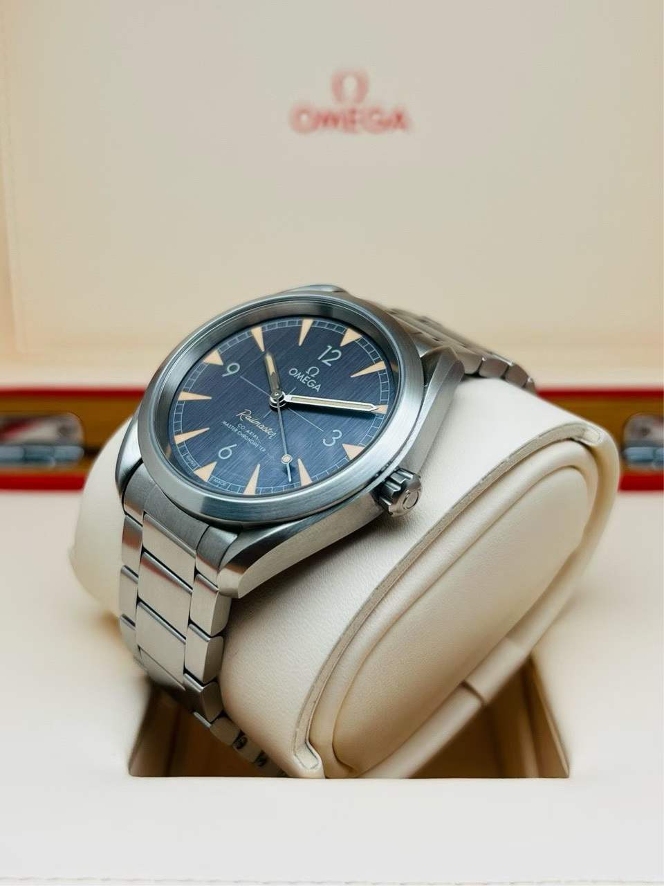 Omega 220.10.40.20.01.001