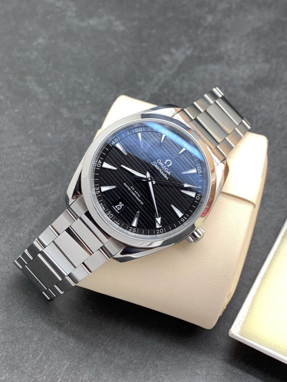 Omega 220.10.41.21.01.001