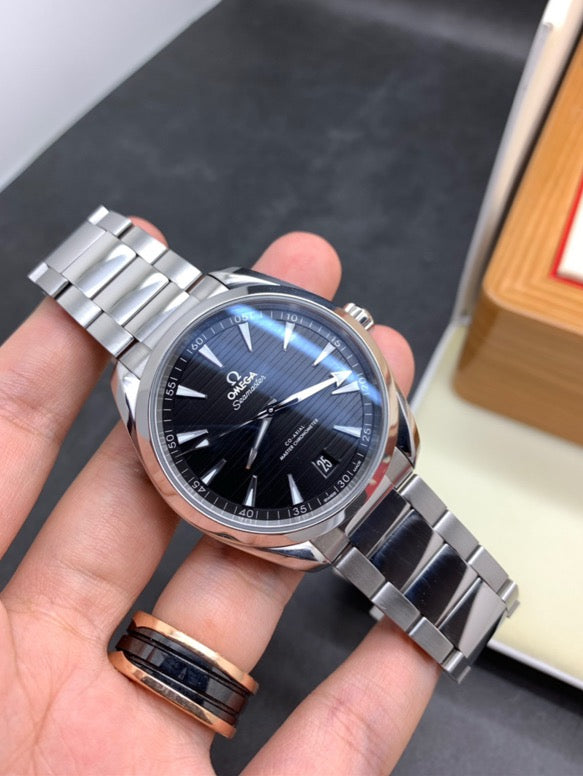 Omega 220.10.41.21.01.001